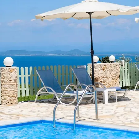Apartment 4 *